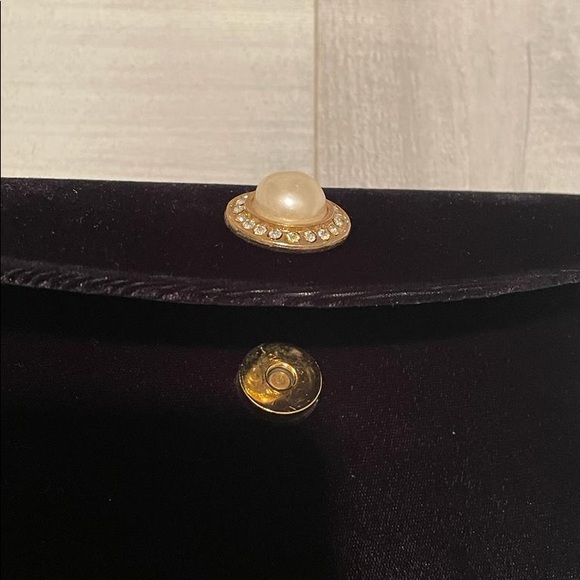 Super cute design, Clutch/Shoulder Purse - Picture 4 of 10